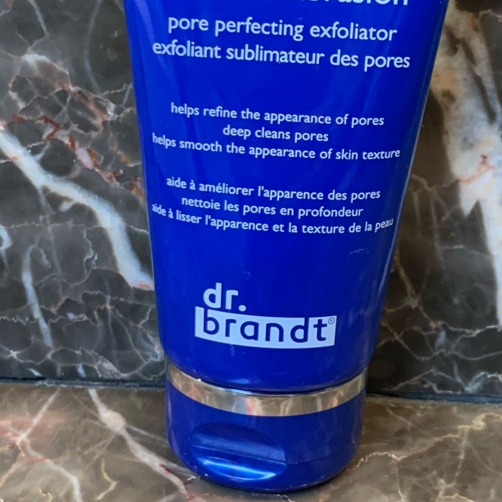 Dr. Brandt Pore Dermabrasion Exfoliator - Picture 2 of 4
